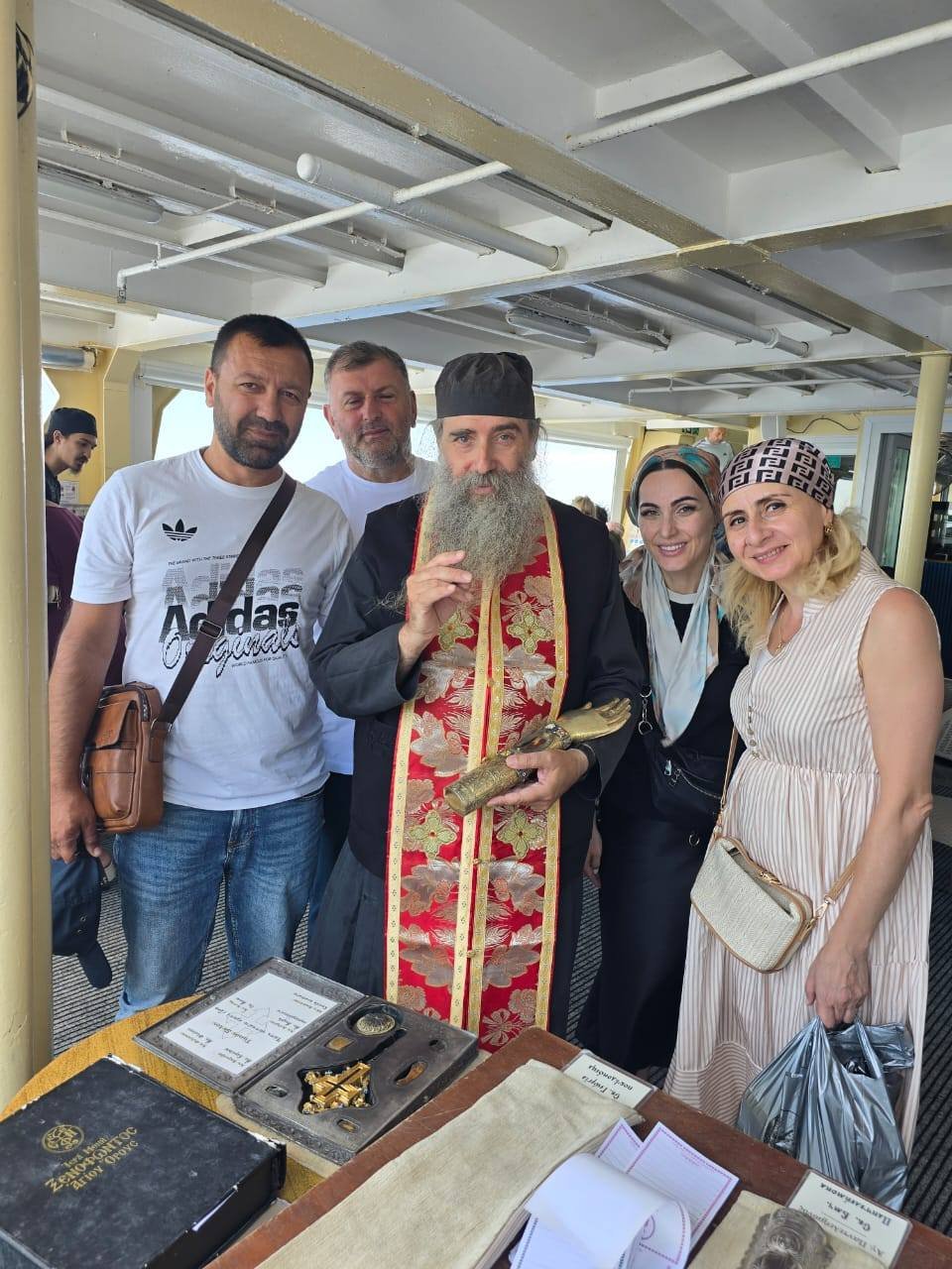 ათონი გემიდან